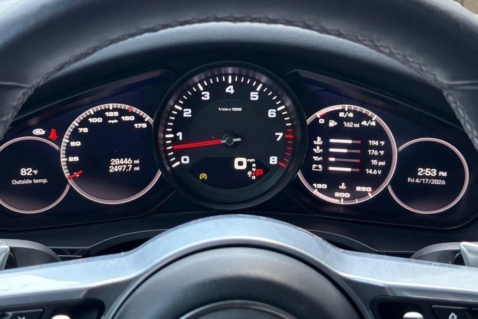 Used 2023 Porsche Cayenne Platinum Edition image 20