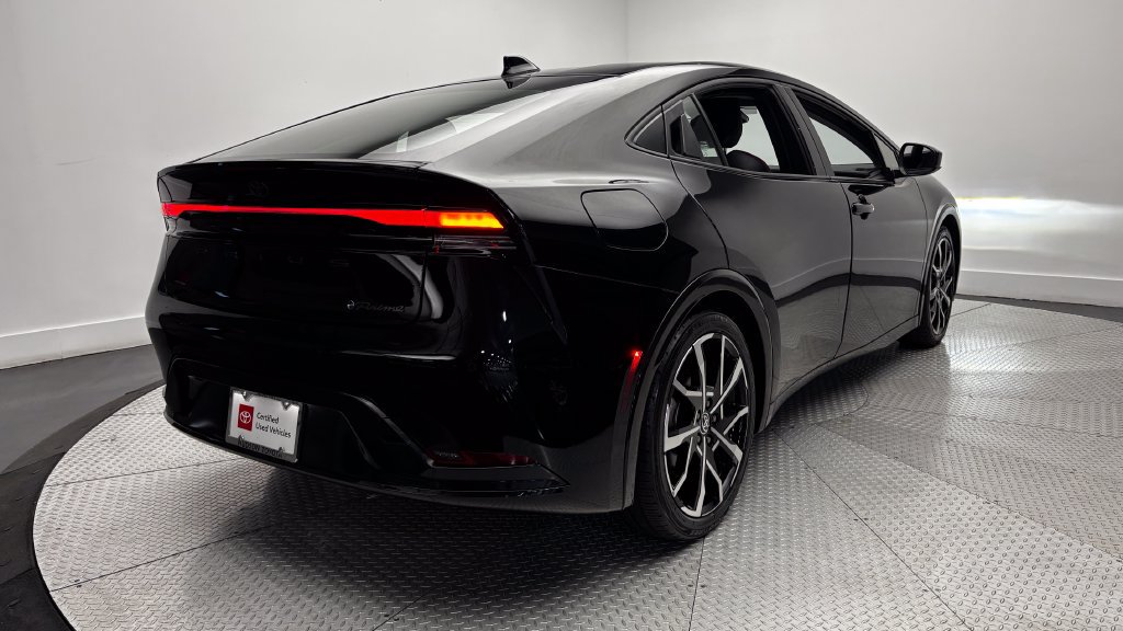 Certified 2023 Toyota Prius Prime FWD image 35