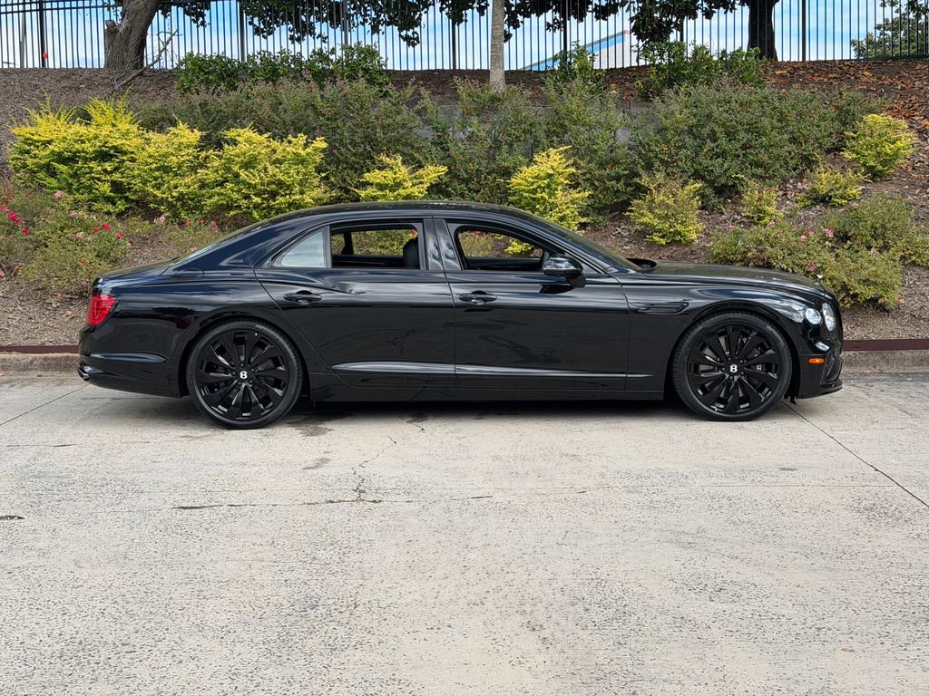 New 2025 Bentley Flying Spur Plug-In Hybrid image 11