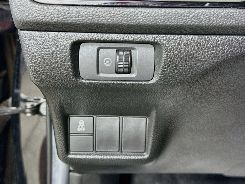 Certified 2025 Honda Civic Sport image 10