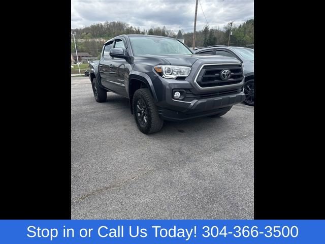 Used 2022 Toyota Tacoma SR5 AWD/4WD image 12