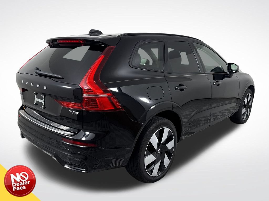 Used 2025 Volvo XC60 T8 Plus w/ Protection Package Premier AWD/4WD image 3