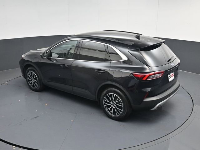 Used 2025 Ford Escape SE image 43