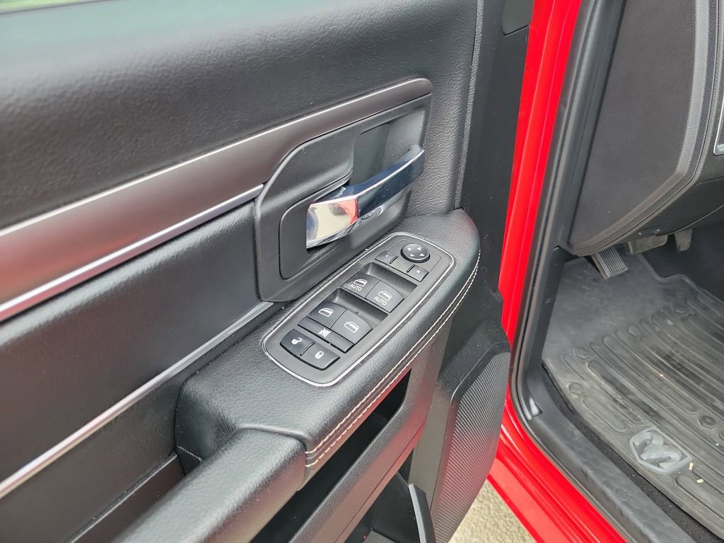 Used 2023 RAM 1500 Classic Warlock w/ Trailer & Traction Group AWD/4WD image 12