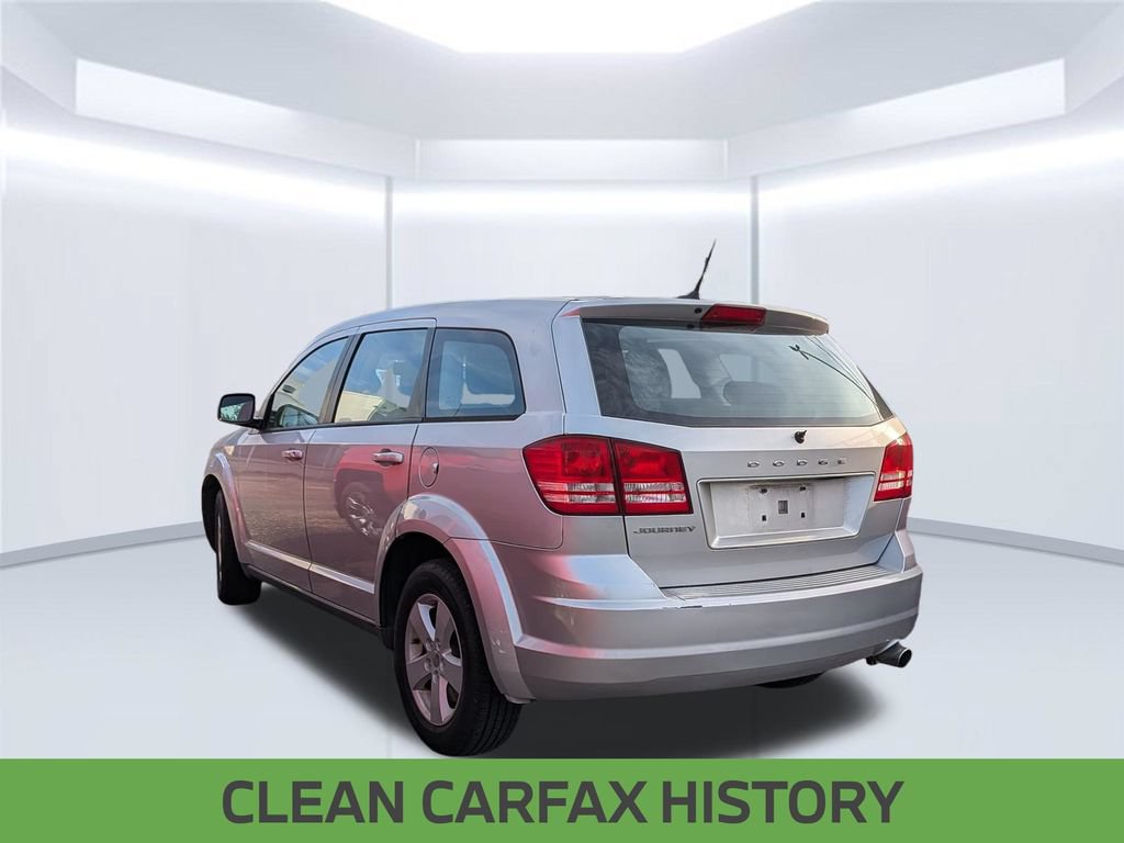 Used 2013 Dodge Journey FWD image 2