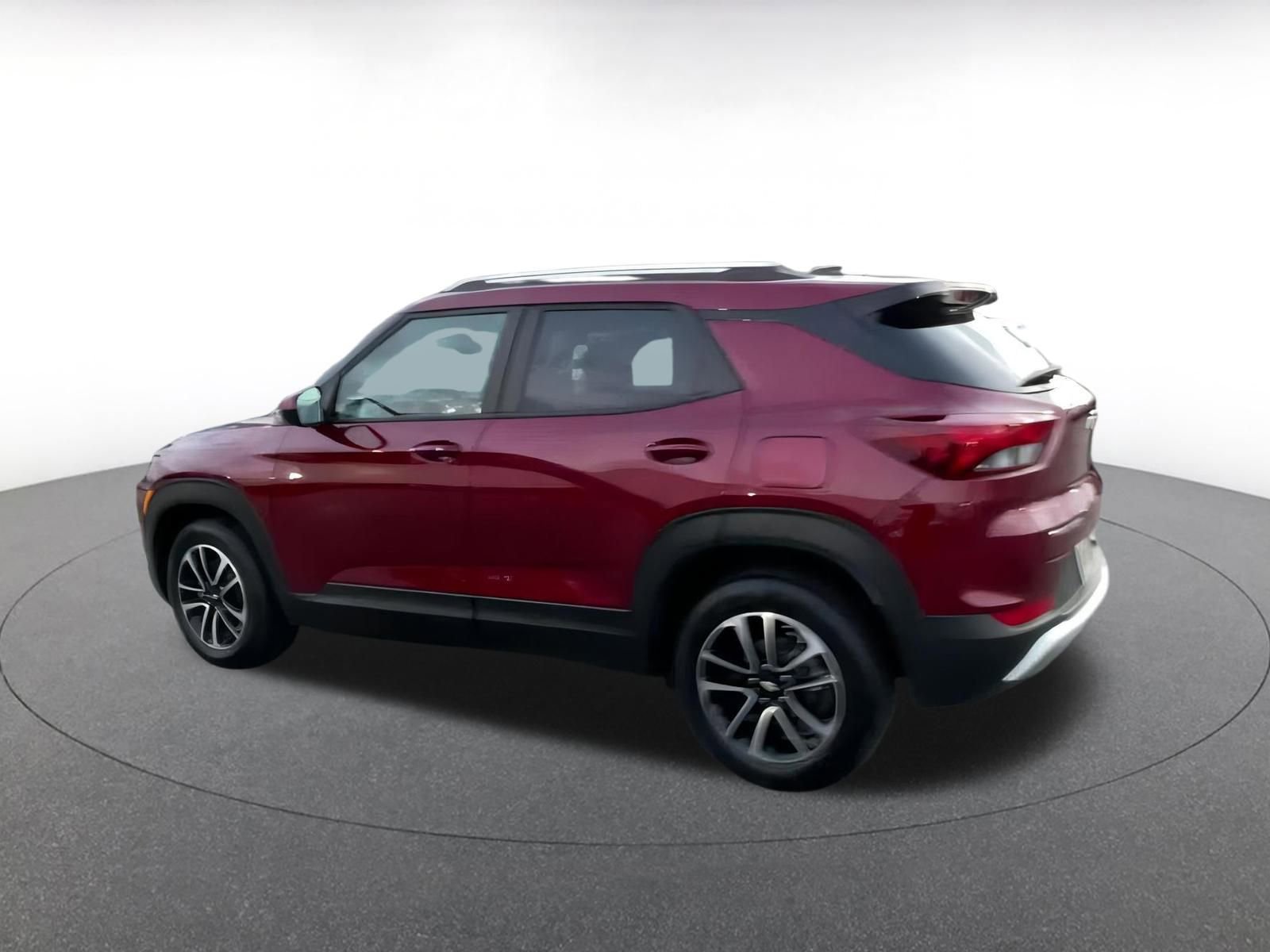 Used 2025 Chevrolet TrailBlazer LT image 10