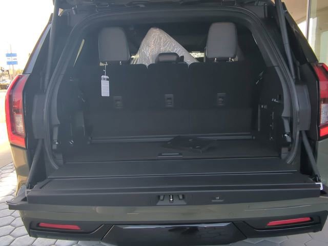 New 2025 Ford Expedition Tremor image 14