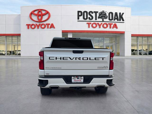 Used 2019 Chevrolet Silverado 1500 High Country w/ Technology Package image 6