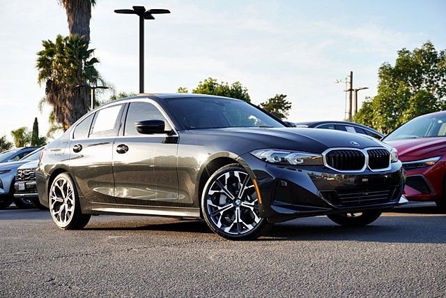 Used 2025 BMW 330i xDrive Sedan w/ Convenience Package image 2