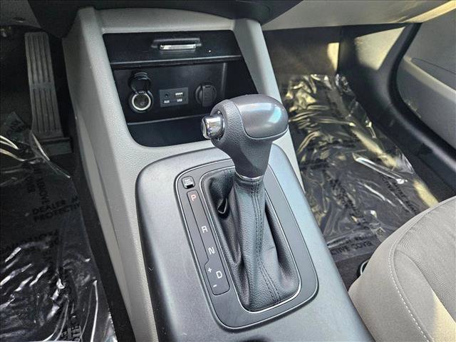 Used 2015 Kia Forte LX image 12
