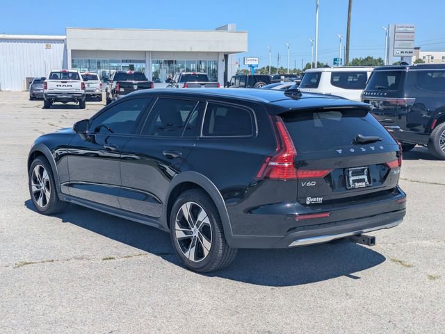 Used 2023 Volvo V60 B5 Cross Country Plus w/ Climate Package AWD/4WD image 5