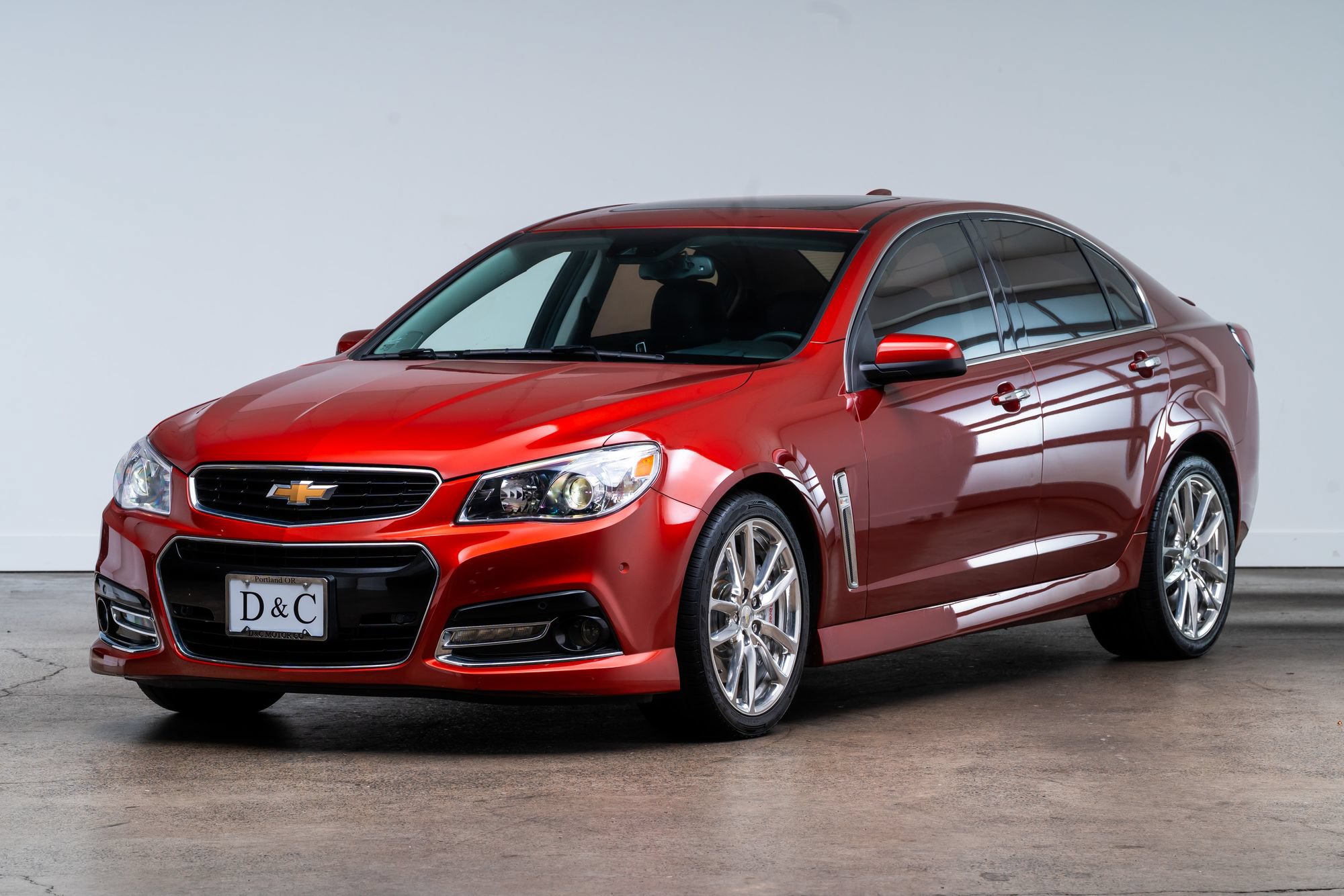 Used 2015 Chevrolet SS RWD image 4