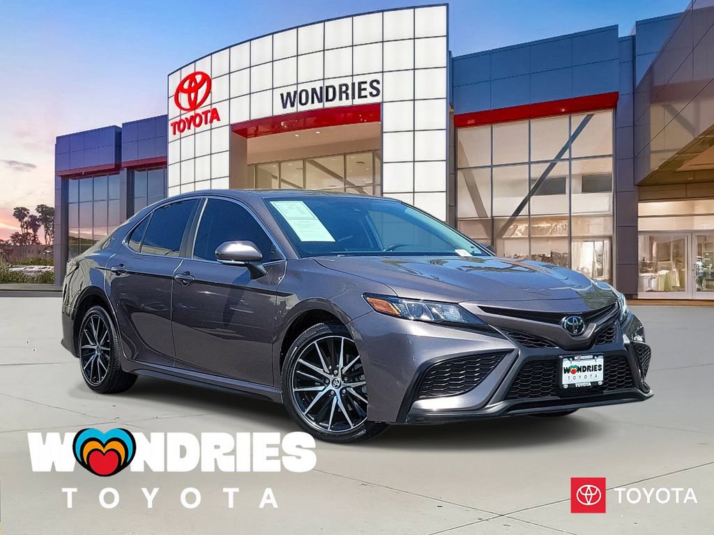 Used 2024 Toyota Camry SE w/ Blackout Package (TMS)