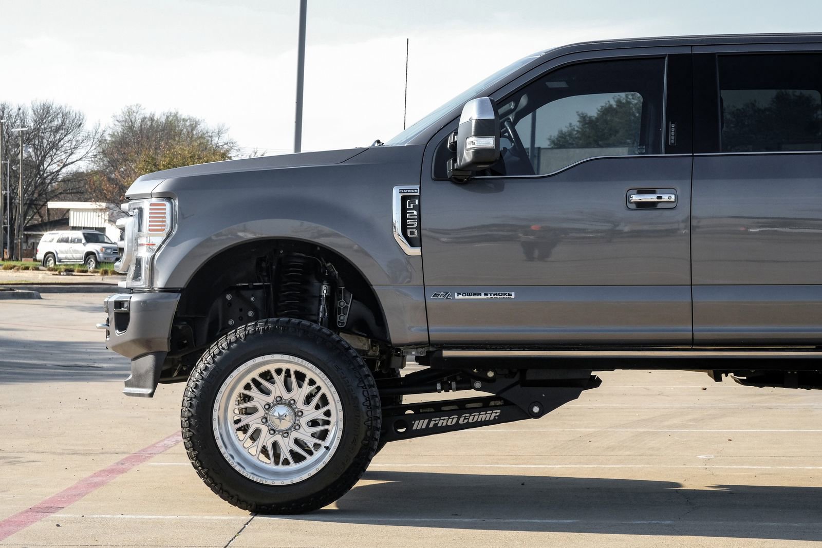Used 2022 Ford F250 Platinum w/ FX4 Off-Road Package AWD/4WD image 15
