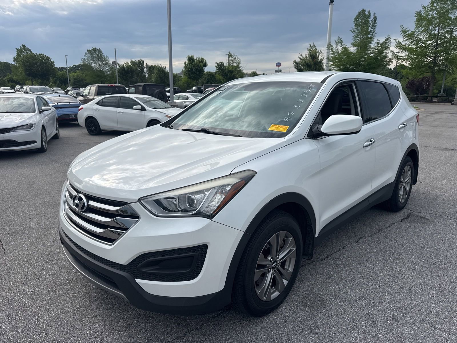 Used 2016 Hyundai Santa Fe Sport FWD image 1
