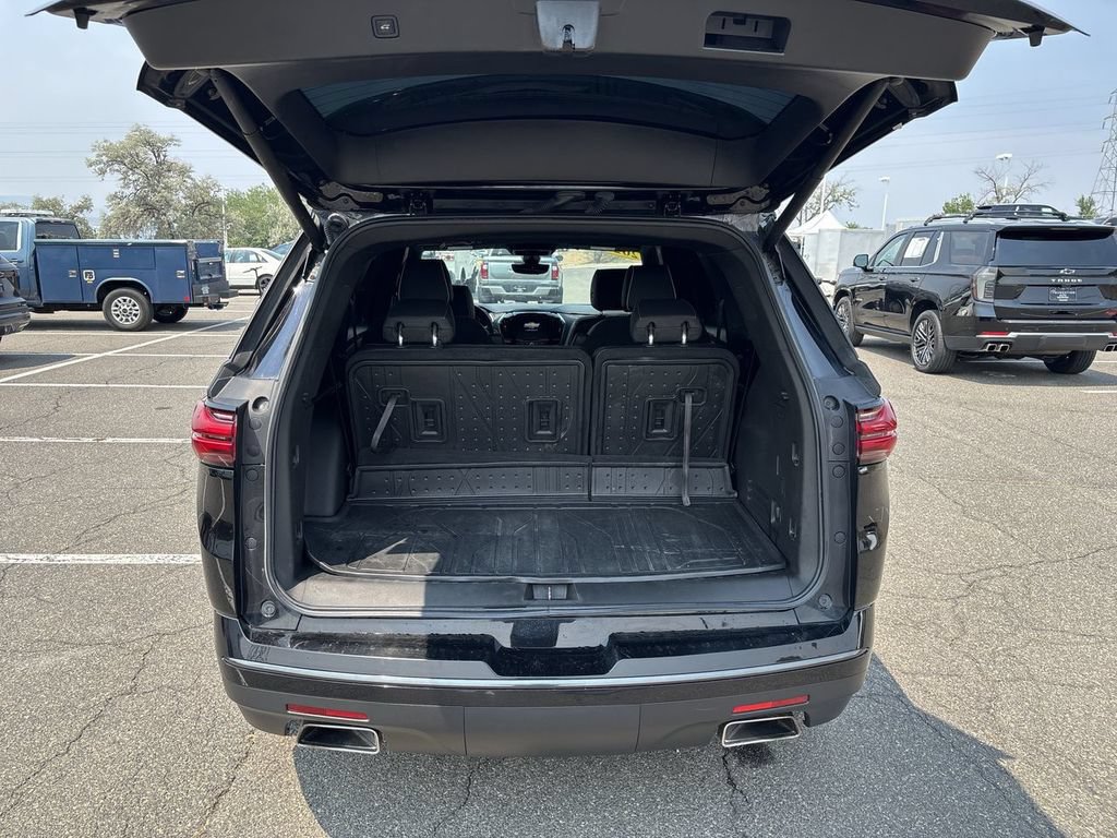 Certified 2023 Chevrolet Traverse Premier w/ Redline Edition AWD/4WD image 31