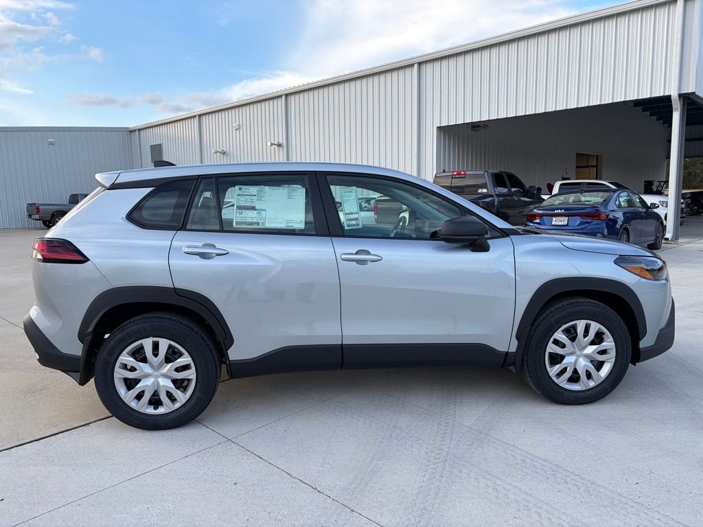 New 2026 Toyota Corolla Cross L image 8