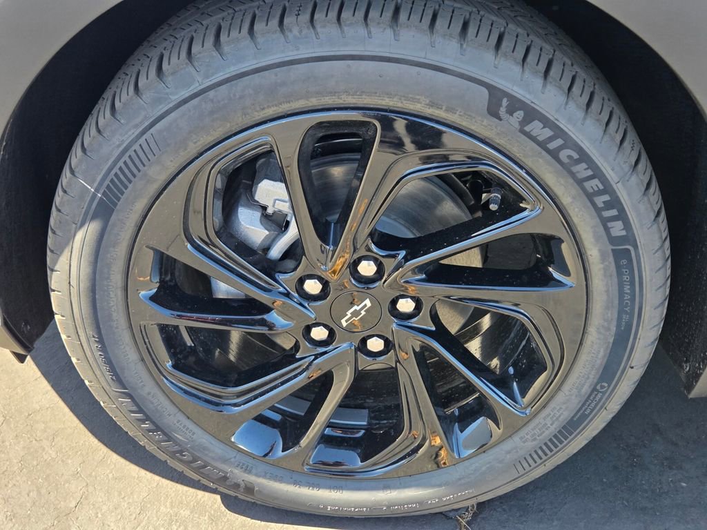 New 2027 Chevrolet Bolt RS w/ Technology Package image 5
