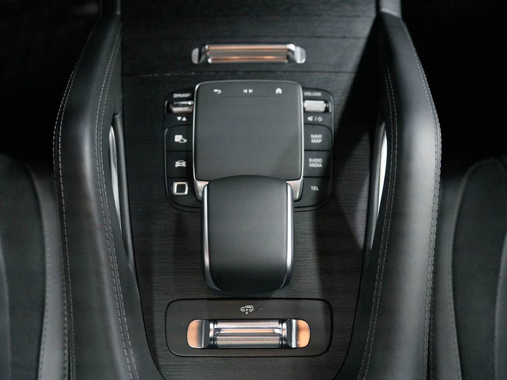 Used 2025 Mercedes-Benz GLE 53 AMG 4MATIC Coupe image 28