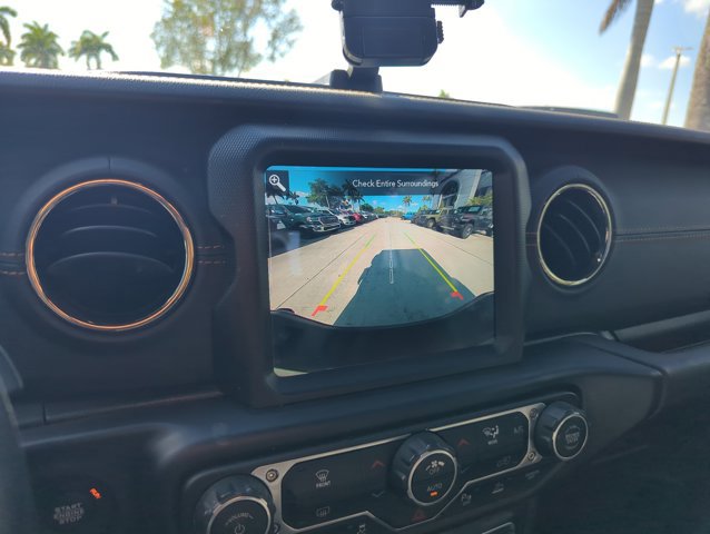 Used 2022 Jeep Gladiator Overland AWD/4WD image 12