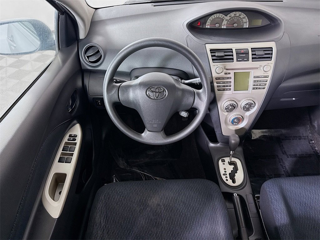 Used 2007 Toyota Yaris Sedan image 3