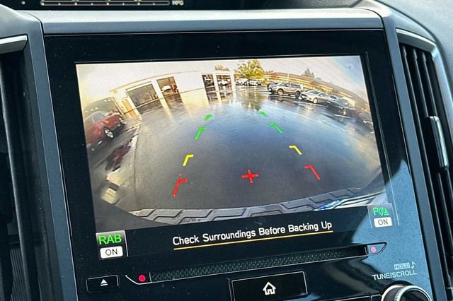 Used 2023 Subaru Forester Touring image 17