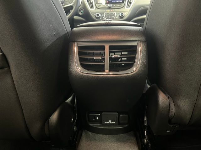 Used 2024 Chevrolet Malibu LT image 24