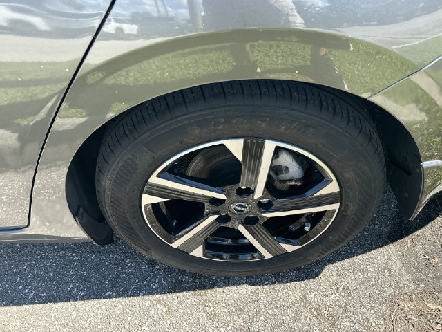 Certified 2024 Nissan Sentra SV FWD image 8