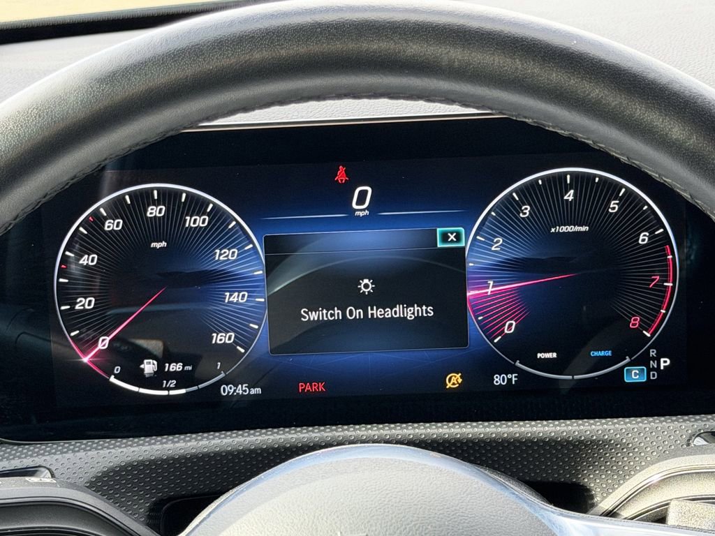 Used 2025 Mercedes-Benz CLA 250 4MATIC image 16