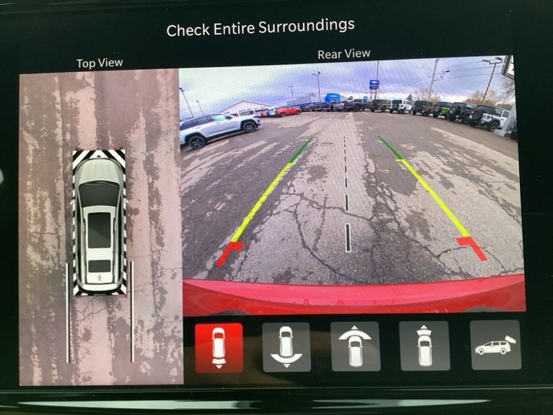 New 2026 Chrysler Pacifica Select image 48