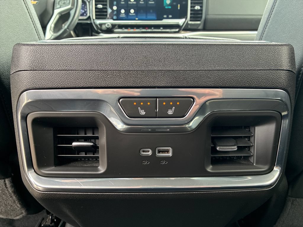 Used 2022 Chevrolet Silverado 1500 LTZ w/ Technology Package AWD/4WD image 19