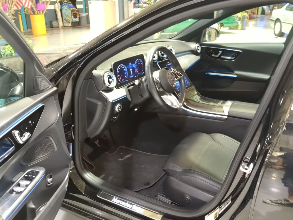 Used 2023 Mercedes-Benz C 300 4MATIC Sedan image 14