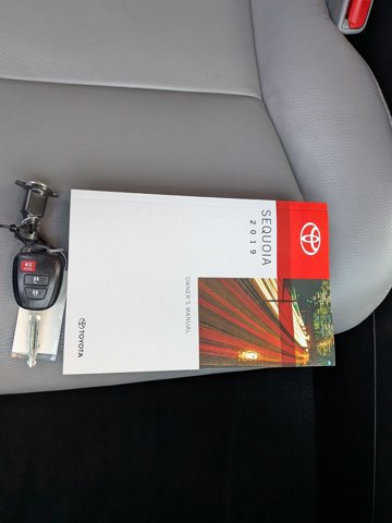 Used 2019 Toyota Sequoia SR5 w/ Premium Package image 25