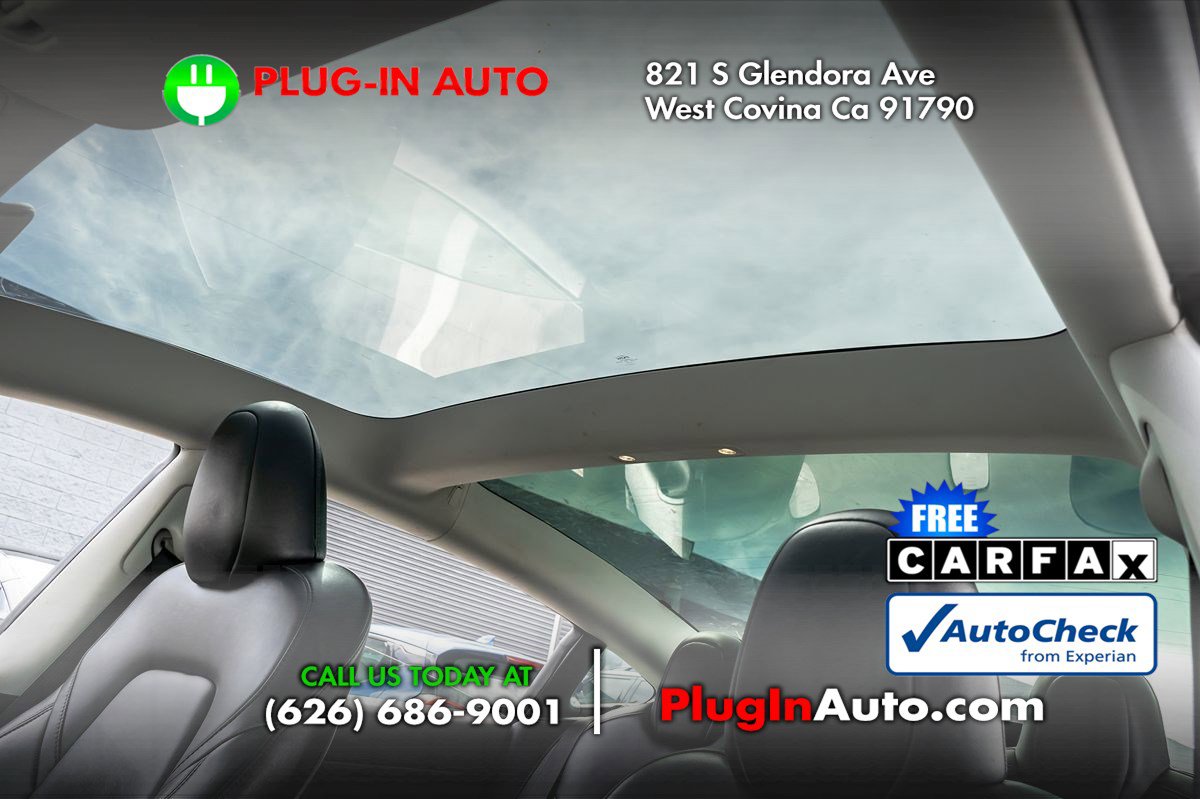 Used 2023 Tesla Model 3 Standard Range RWD image 8