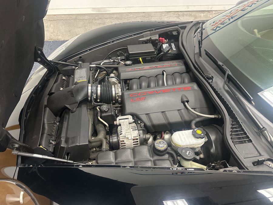 Used 2005 Chevrolet Corvette Coupe w/ Preferred Equipment Group image 13