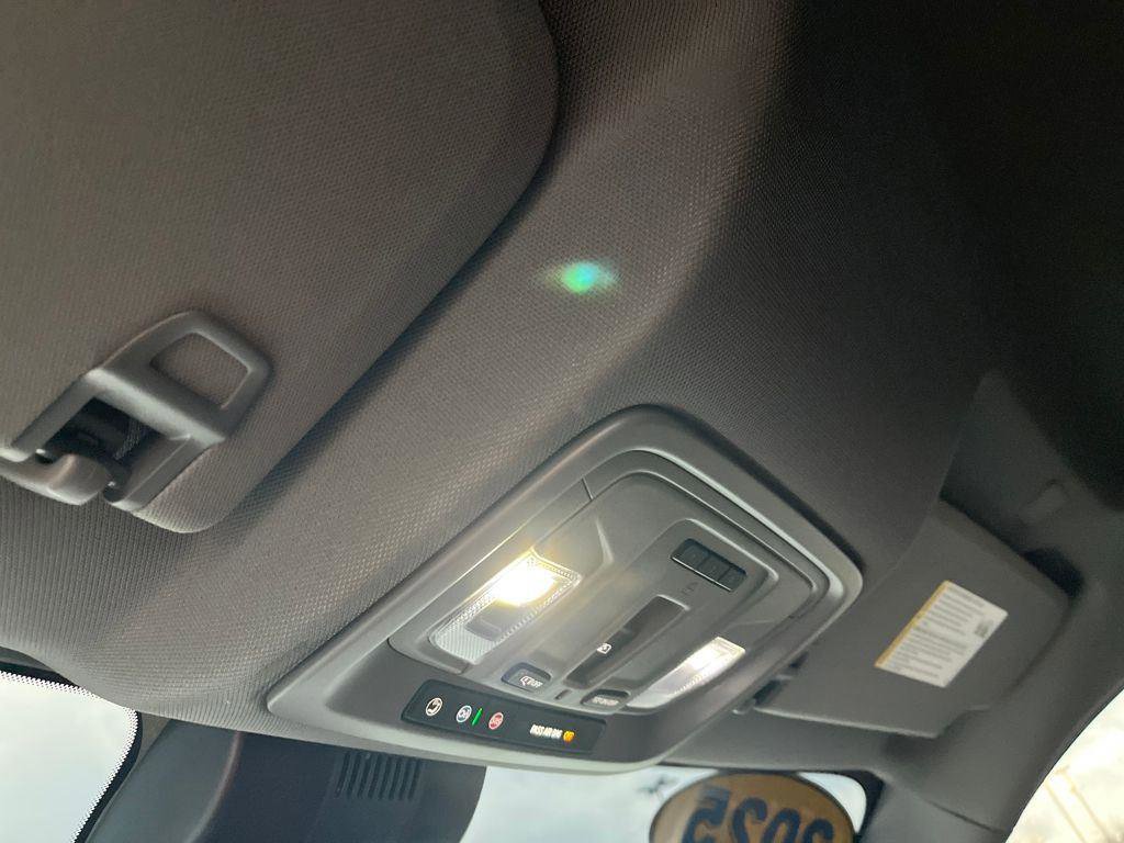 Used 2025 Chevrolet Silverado 2500 LT w/ Trail Boss Package image 8