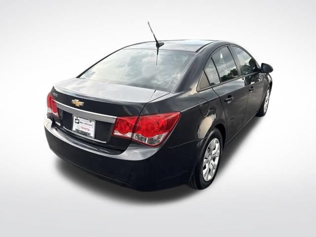 Used 2014 Chevrolet Cruze LS FWD image 5