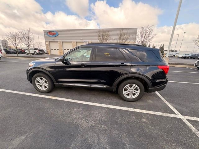 Used 2022 Ford Explorer XLT w/ Class IV Trailer Tow Package image 8
