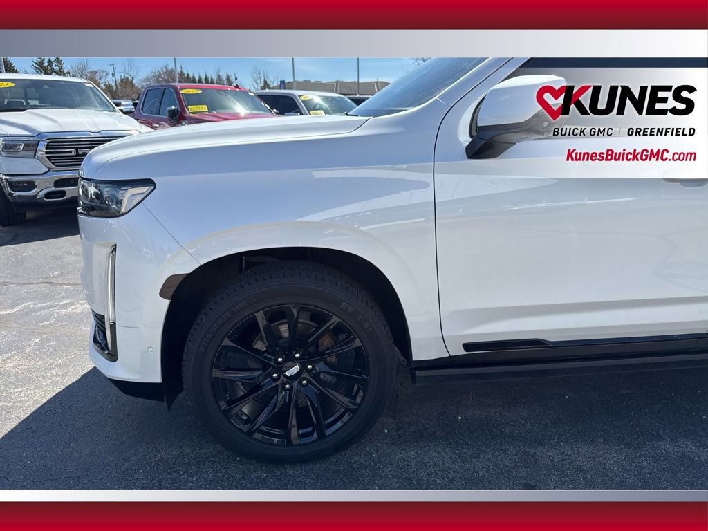 Used 2021 Cadillac Escalade Sport w/ Driver Assist Tech Package image 9