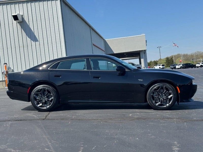 New 2026 Dodge Charger R/T AWD/4WD image 2