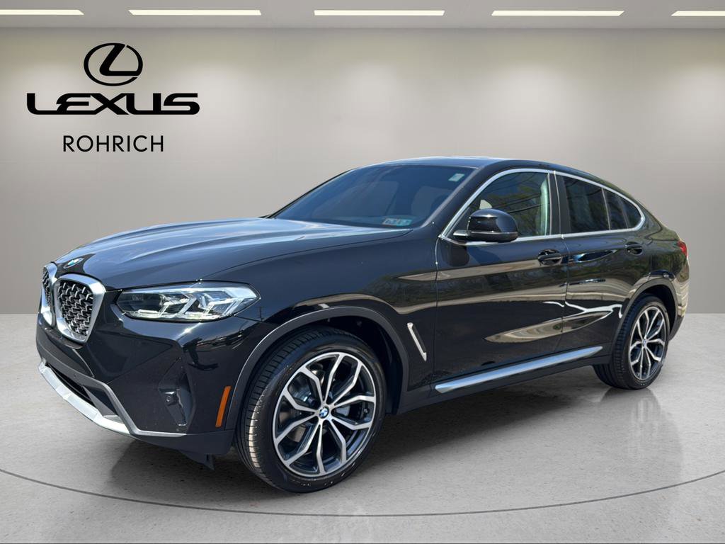 Used 2022 BMW X4 xDrive30i w/ Convenience Package AWD/4WD image 1