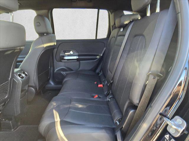 Used 2025 Mercedes-Benz GLB 250 image 22