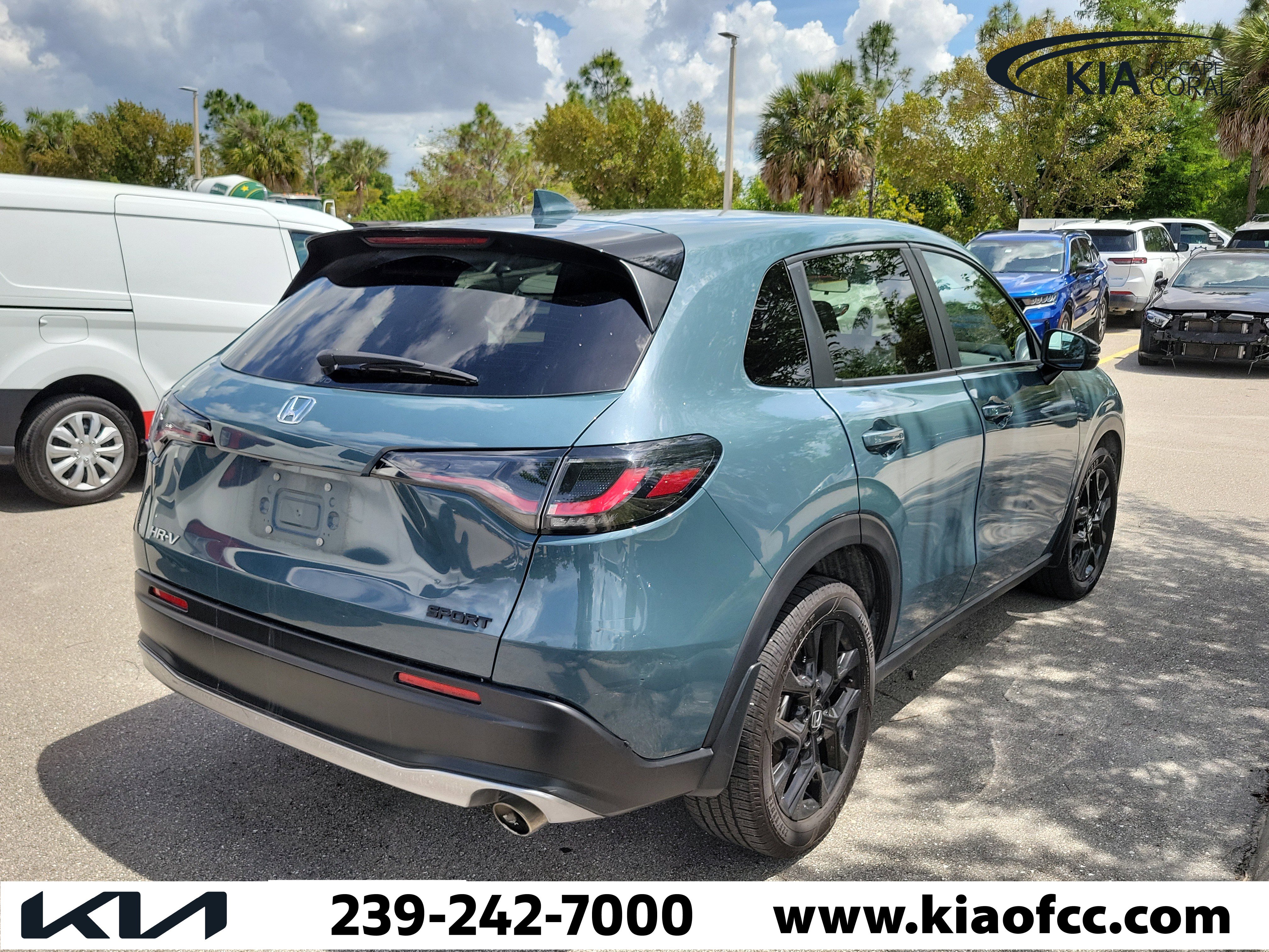 Used 2024 Honda HR-V Sport image 9