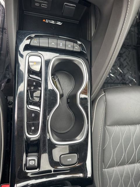 Used 2023 Buick Envision Avenir image 29