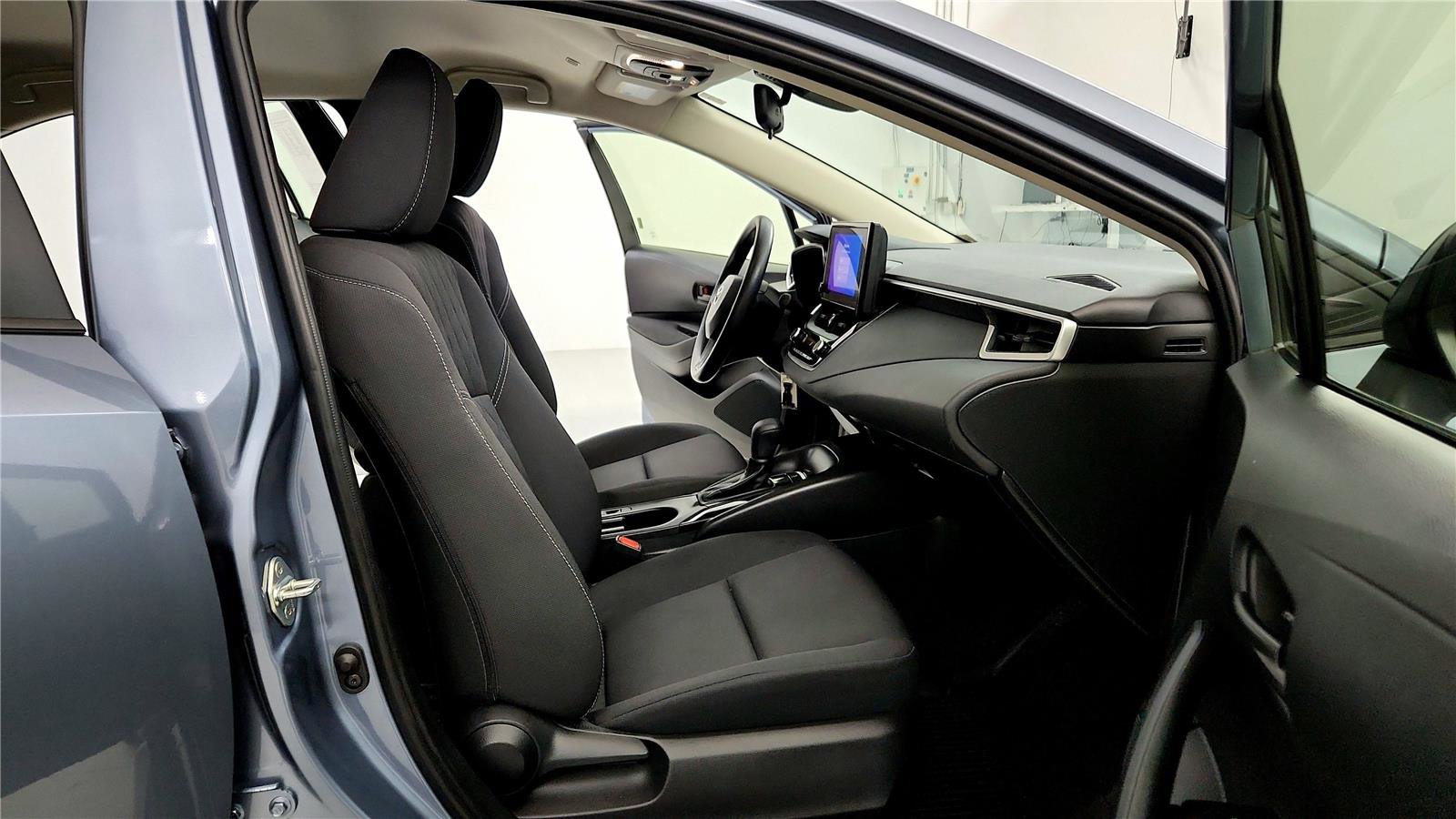 Certified 2024 Toyota Corolla LE image 17