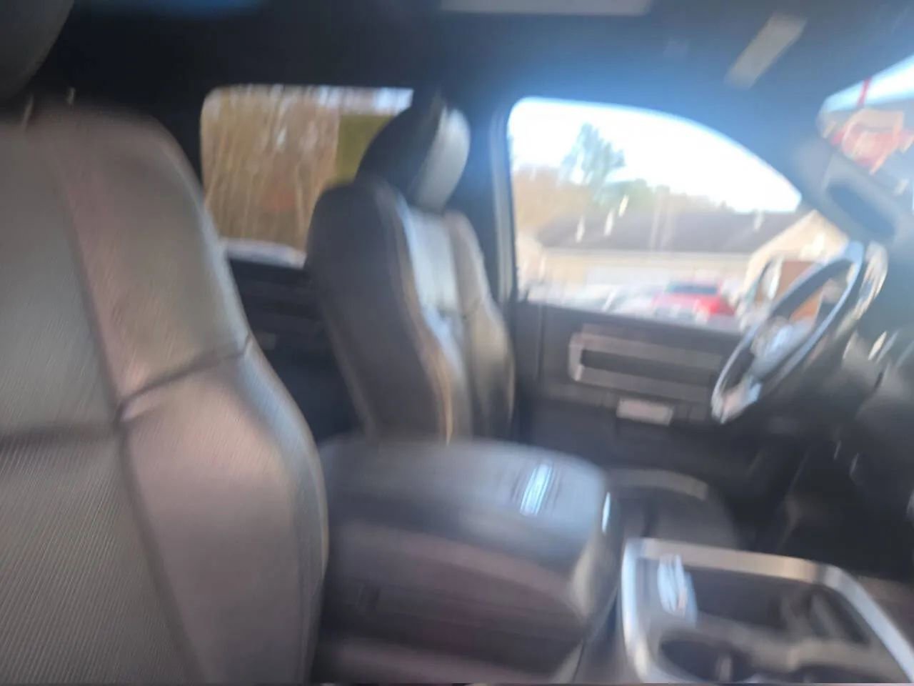 Used 2017 RAM 1500 Limited image 12