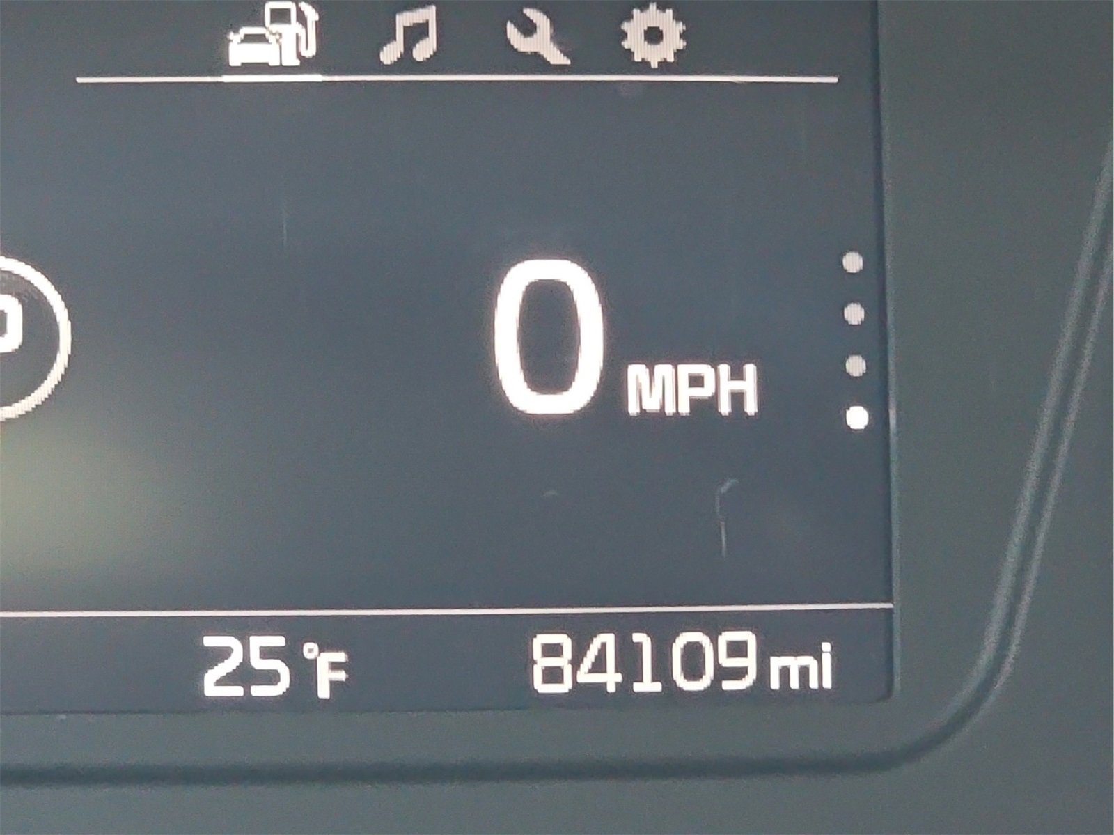 Used 2017 Kia Sorento LX w/ LX Convenience Package image 25