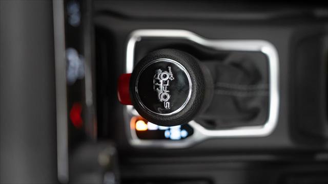 Used 2024 Jeep Wrangler Unlimited Sport image 15