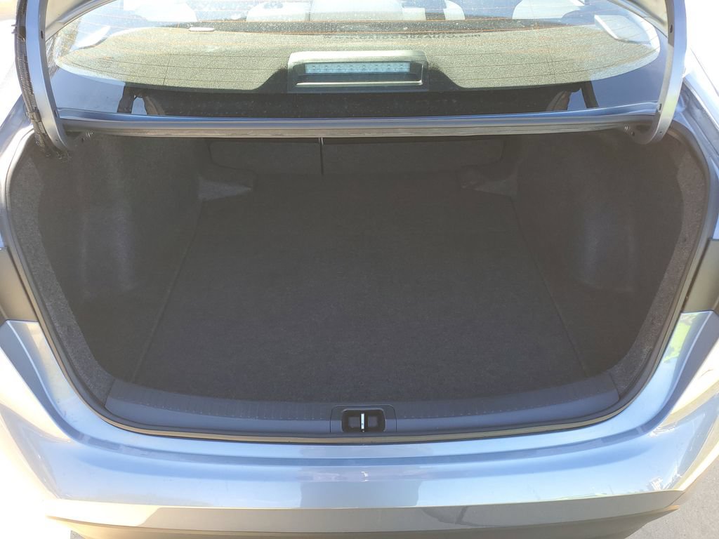 Used 2025 Toyota Corolla LE FWD image 35