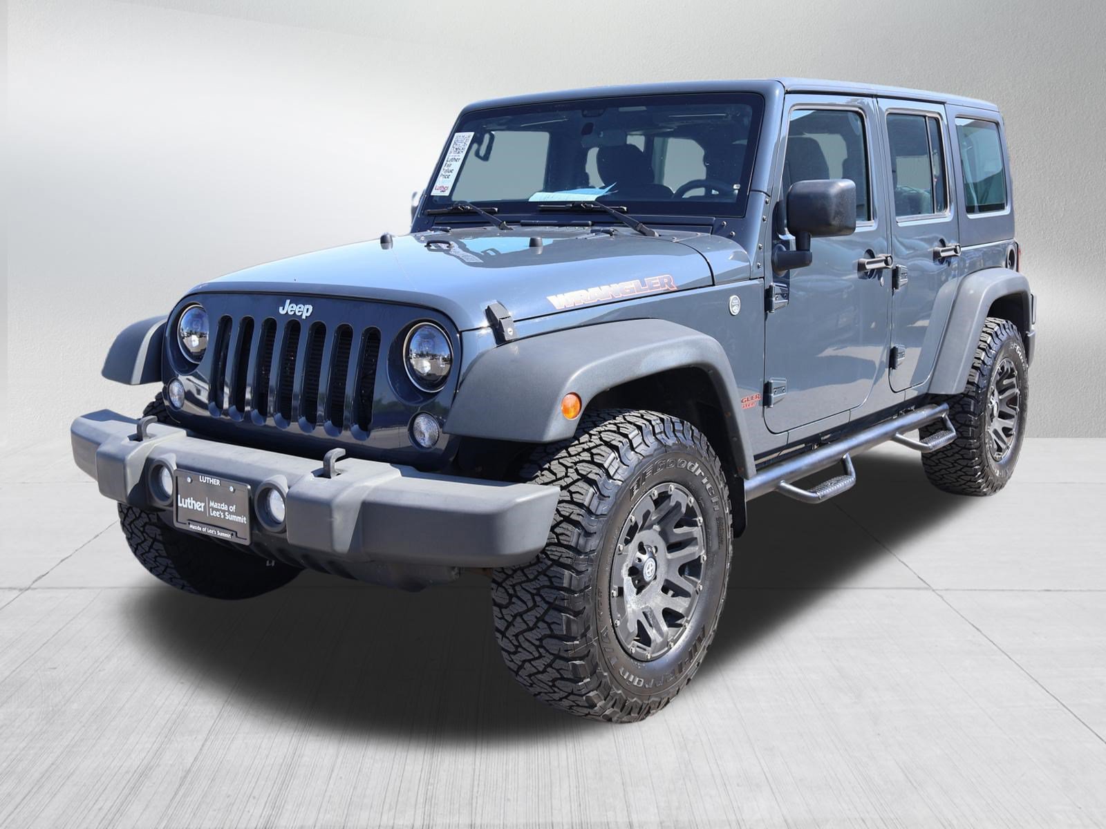 Used 2016 Jeep Wrangler Unlimited Sport AWD/4WD image 3